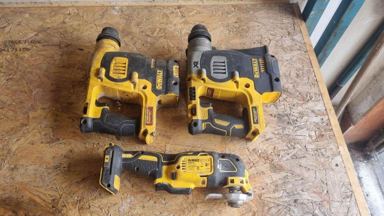 DeWalt Power Tool Bundle – Spares or Repairs 