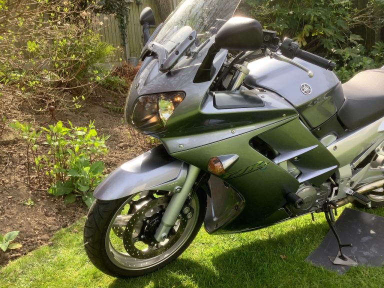 Yamaha FJR 1300    one owner from New  low mileage