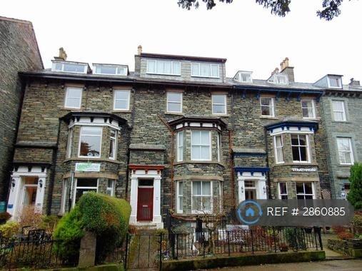 2 bedroom flat in Ambleside Road, Keswick, CA12 (2 bed) (#2860885)