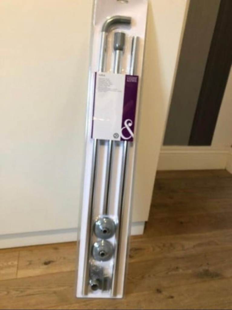 Brand New Cooke & Lewis Non-Extendable Angled Shower Curtain Rod – 0.8 m