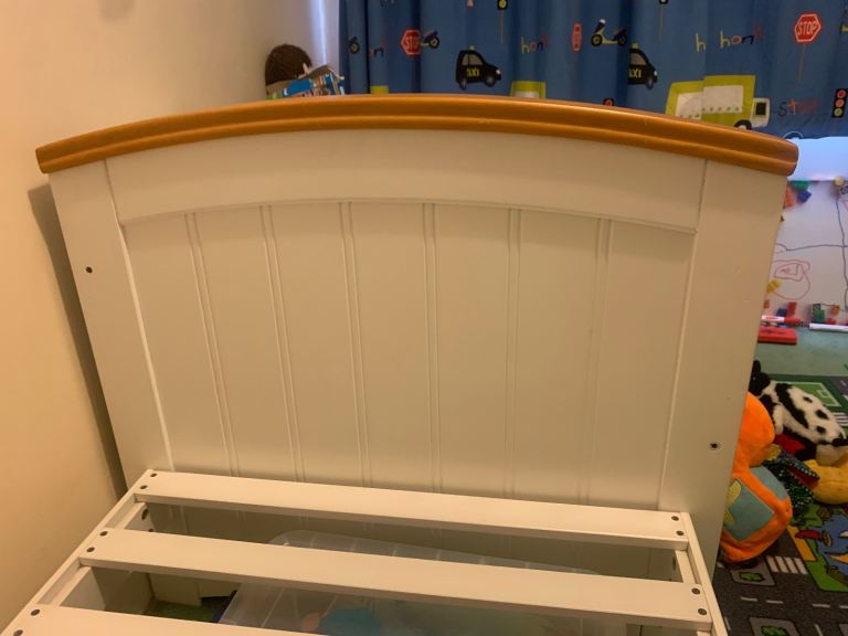 Toddler bed- Tutti Bambini