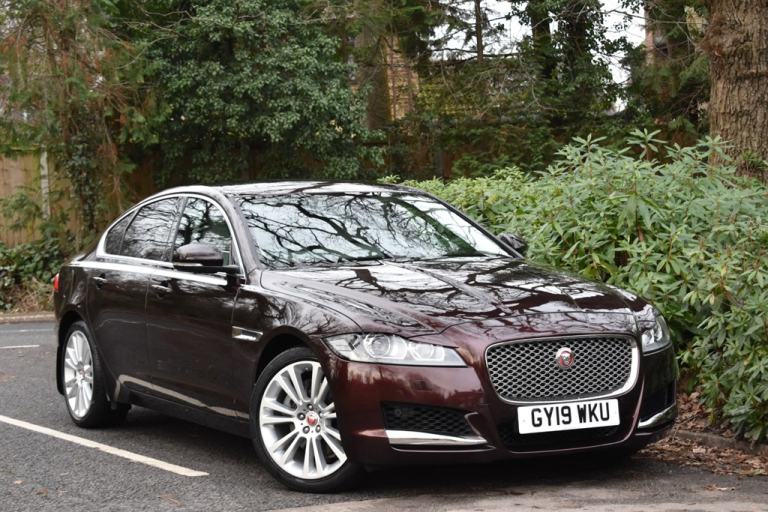 2019 Jaguar XF PORTFOLIO+ELECTRIC TILT AND SLIDE SUNROOF! Saloon Petrol Automatic