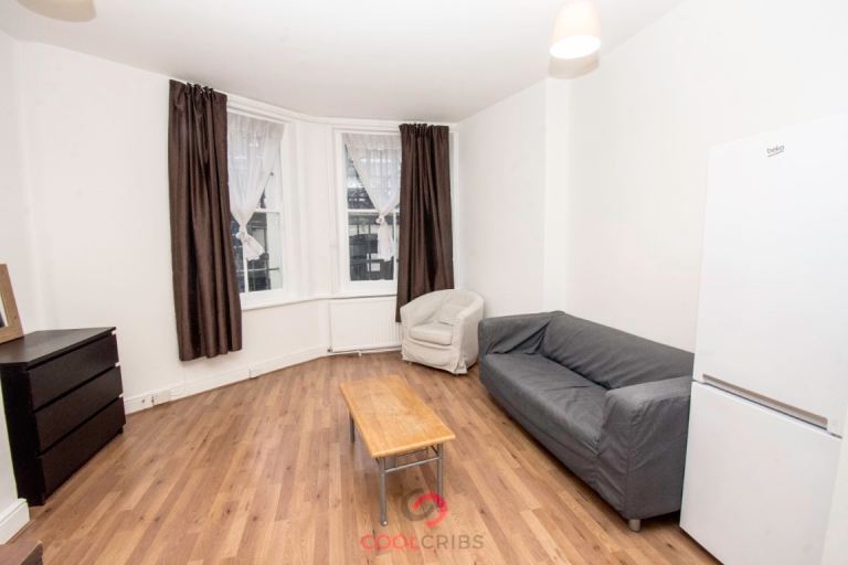  One-Bedroom Apartment – Powis Square, Notting Hill, W11 - Ref: 1004