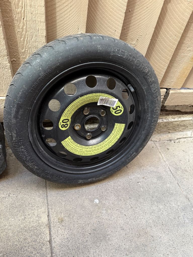 VW GOLF  2005-PRESENT DAY 16" SPACE SAVER SPARE WHEEL JACK AND SPANNER 