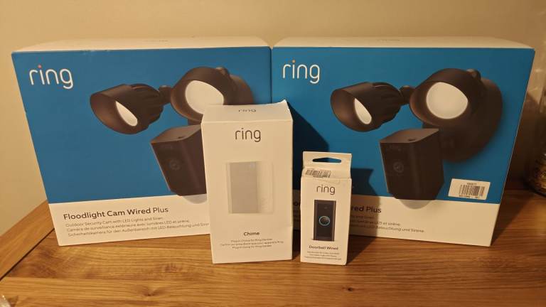 Ring security cameras & doorbell / chime 