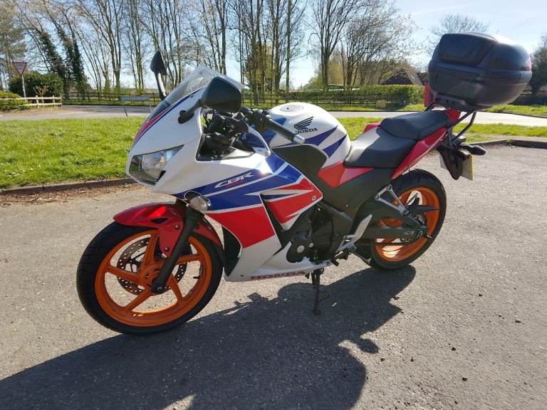 Honda CBR 300 R Sports