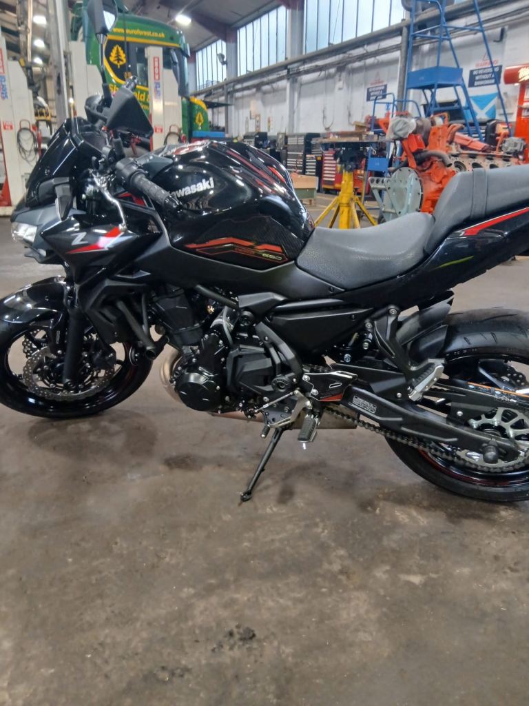 Kawasaki, ER 650 SSFNN, 2026, 649 (cc)