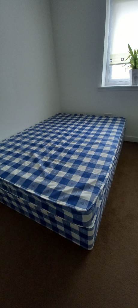 Bed with mattress, free, collection