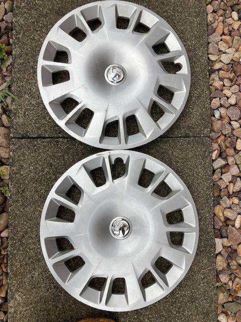 Vauxhall Combo – wheel trims – 2No Pre-owned. Part number – YP00113080 
