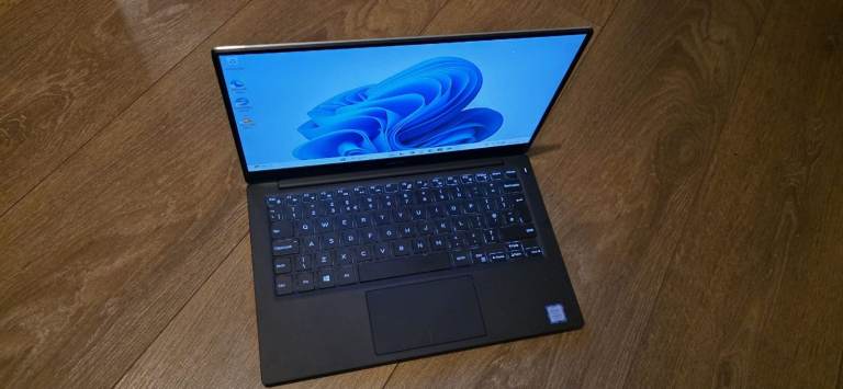 Dell XPS 13 9360 laptop Full HD 1920s1080 Premium IPS type screen as new  fully working