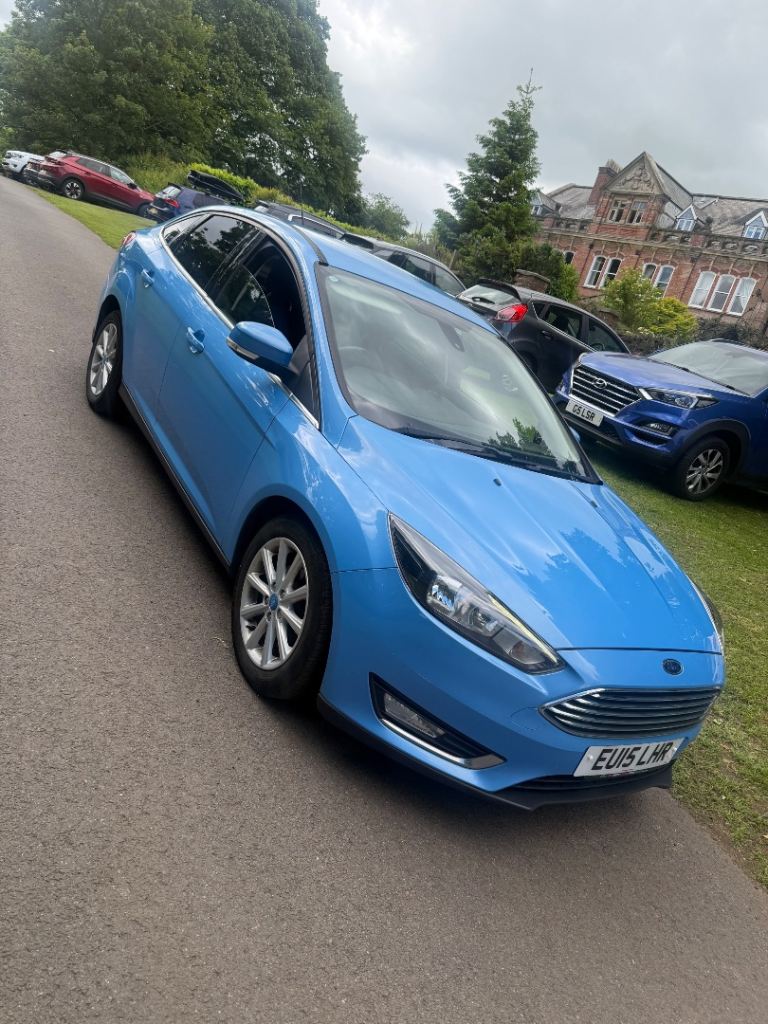 AUTOMATIC Ford, FOCUS TITANIUM, 2015, 999 (cc)