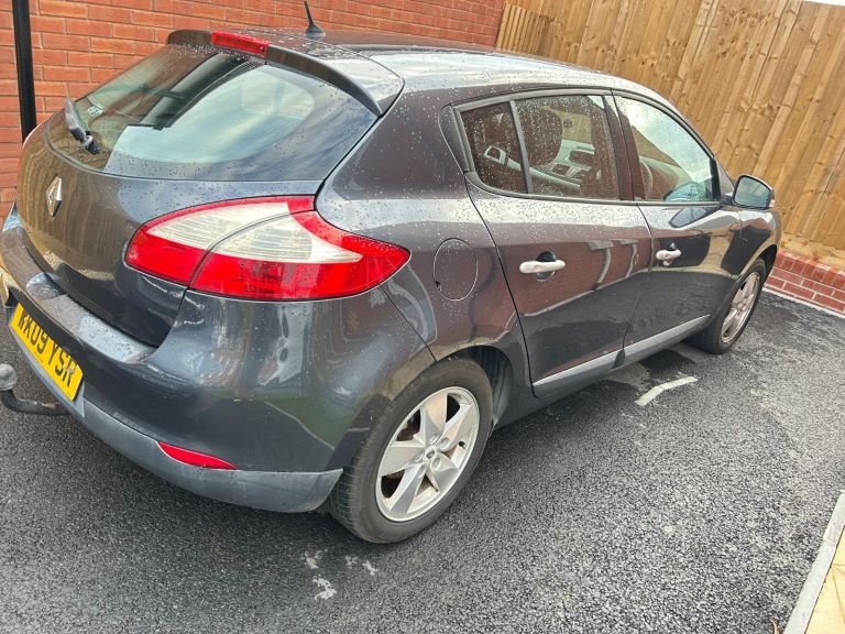 Renault, MEGANE, Hatchback, 2009, Manual, 1598 (cc), 5 doors