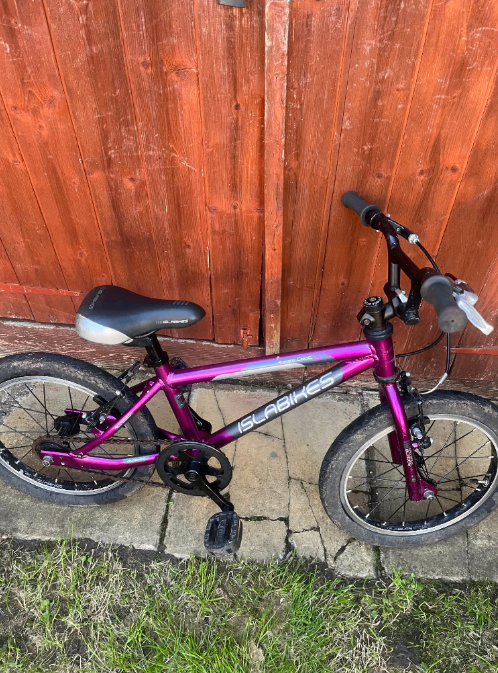 **Purple Islabikes Cnoc 16 - Age Use 4+ Ready to Ride**