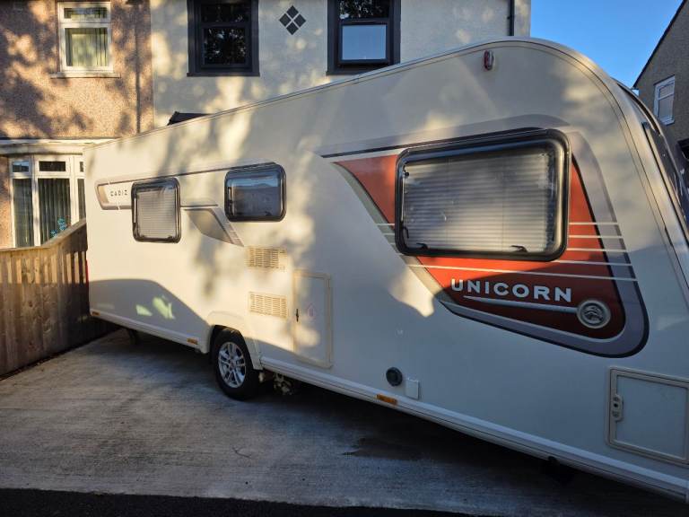 Bailey unicorn cadiz 4 berth 2013 movet solar awning