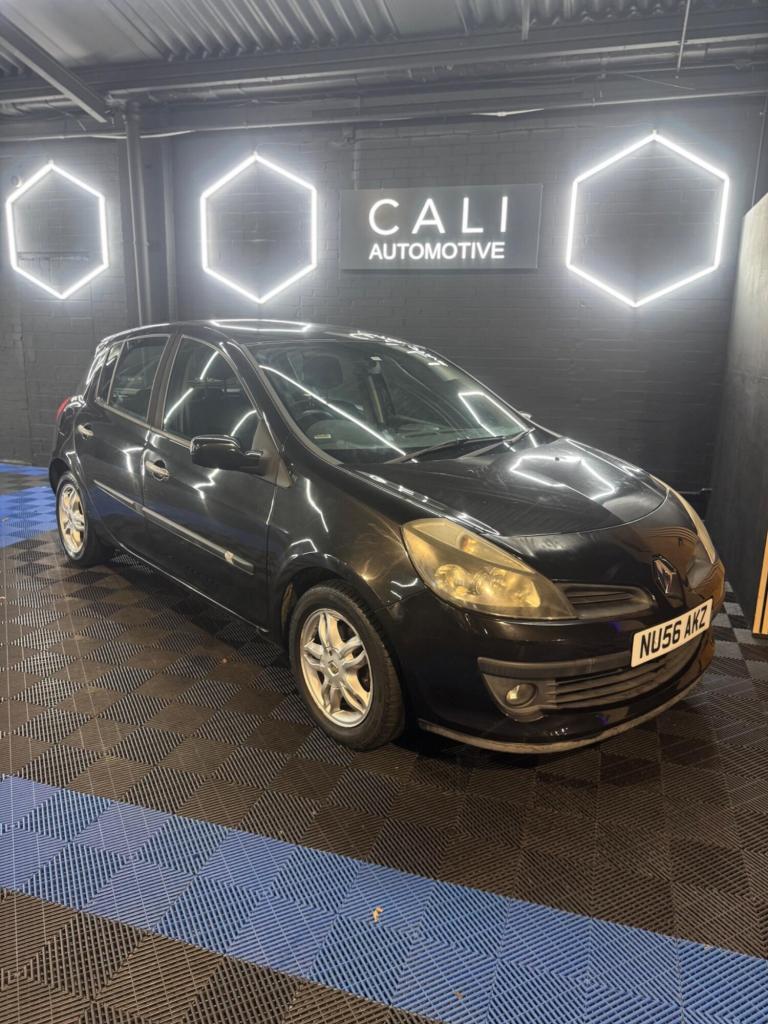 2006 Renault Clio 1.4 16V Dynamique 5dr HATCHBACK PETROL Manual