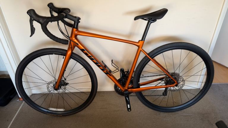 Giant Contend AR 3 Size Medium 