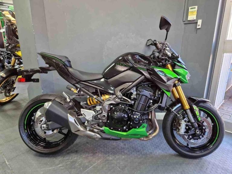 2023 Kawasaki Z900 SE