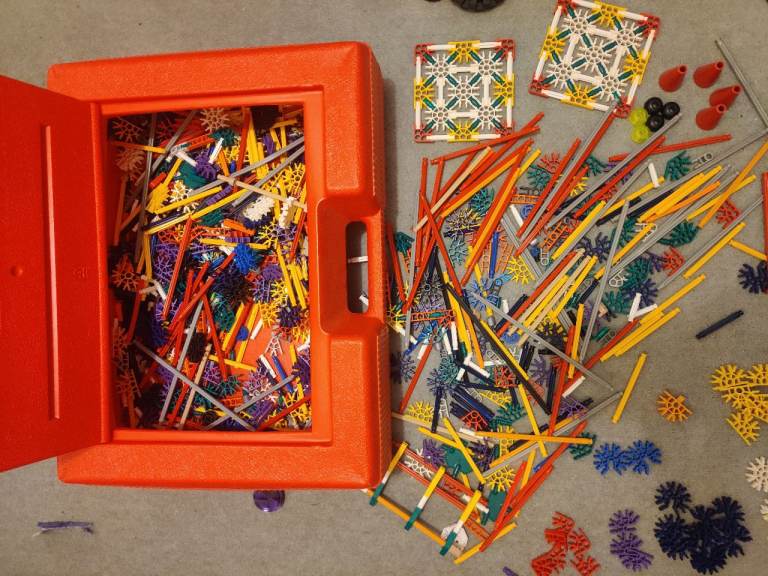 Huge box of Knex