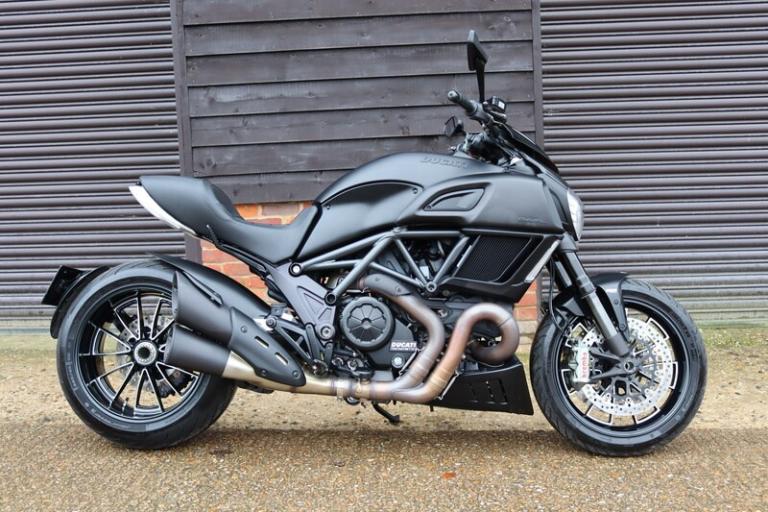  Ducati Diavel Dark Motor Cycle Petrol Manual