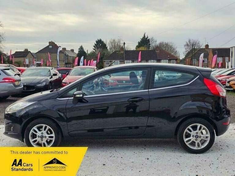 2015 Ford Fiesta 1.25 Zetec Euro 6 3dr HATCHBACK Petrol Manual