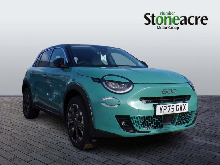 2025 Fiat 600 600 La Prima 1.2 136hp Hybrid Edct-6 HATCHBACK Petrol/Electric Hybrid Automatic