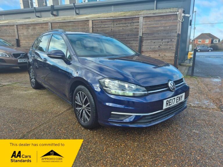 Volkswagen Golf 2.0 TDI BlueMotion Tech SE Nav Estate 5dr Diesel Manual Euro 6 (