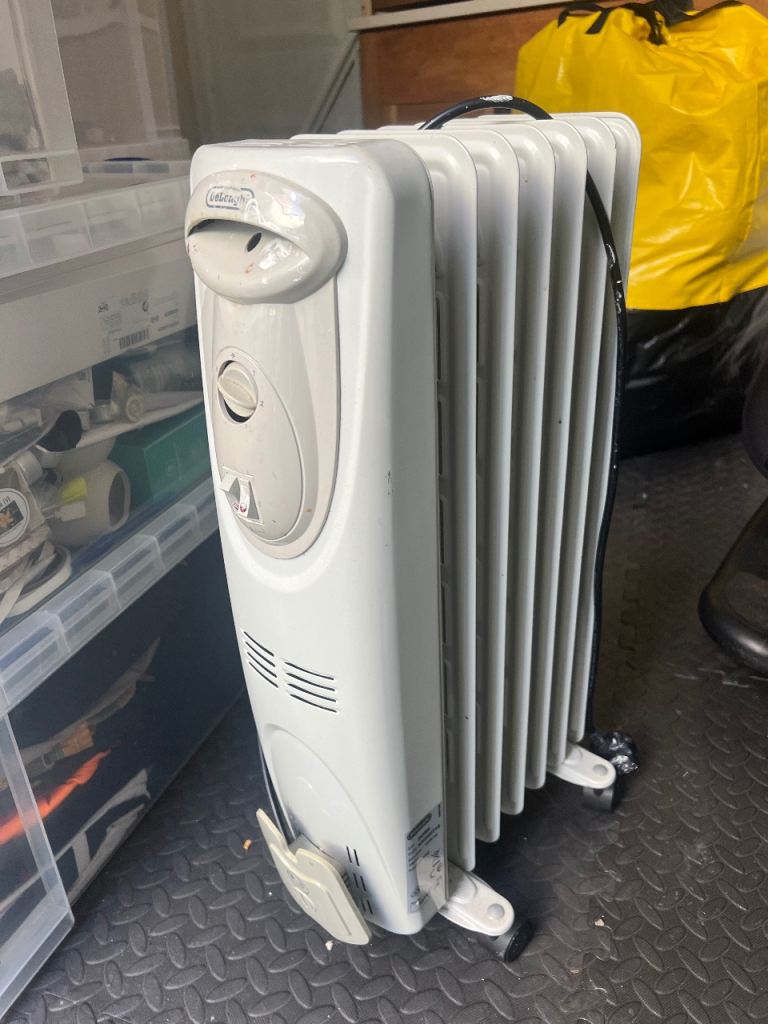 image for De'Longhi oil filled electric radiator