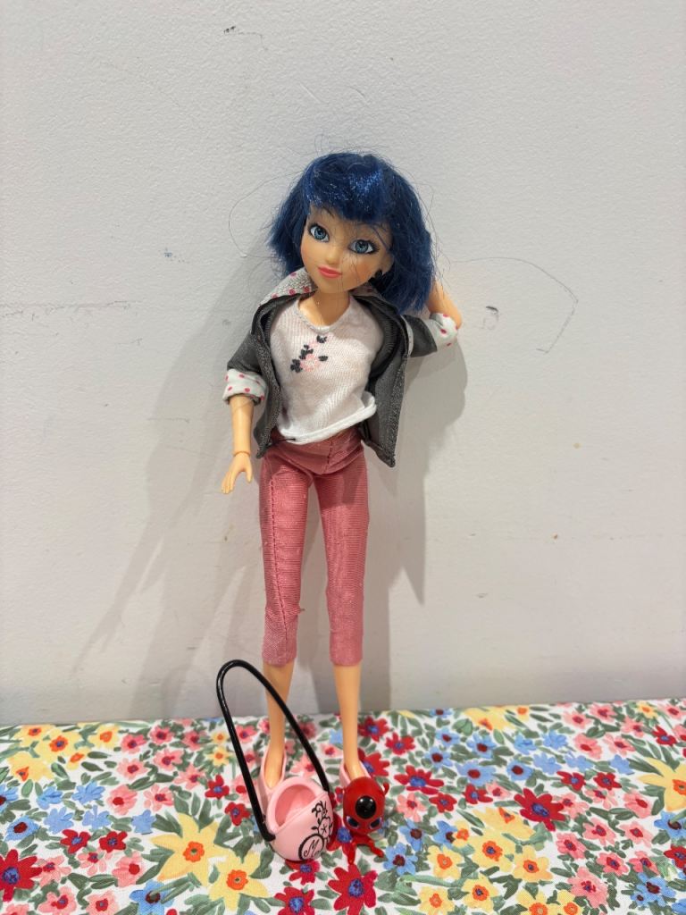 Miraculous Ladybug & Cat Noir Fashion Doll – Marinette