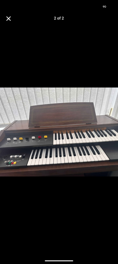 Yamaha piano