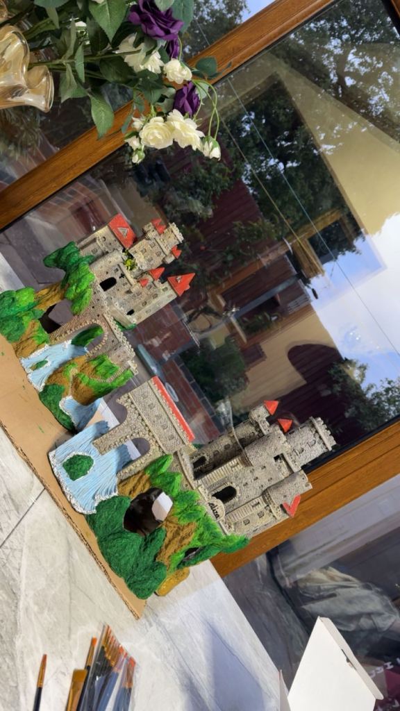 Castle for fish tank 