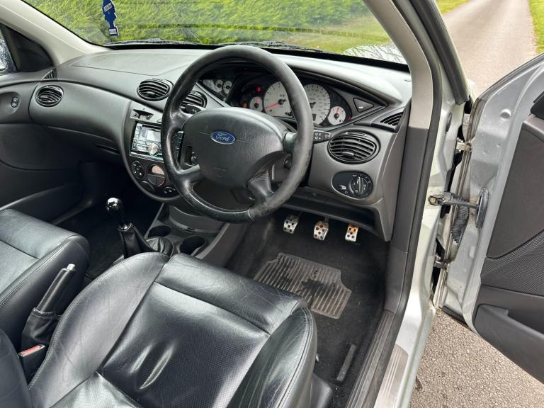 2004 Ford Focus 2.0 ST170 3dr HATCHBACK Petrol Manual - Image 8