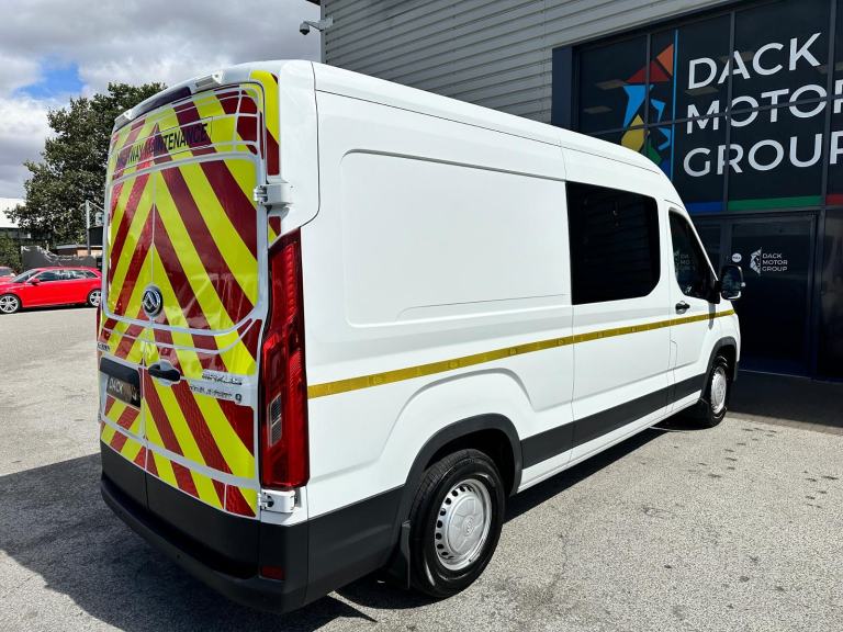74 Reg, Maxus Deliver 9, Welfare, Kitchen ,Toilet Van, Air-Con