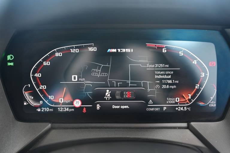 2022 72 BMW 1 SERIES 2.0 M135I HATCHBACK 5DR PETROL AUTO XDRIVE EURO 6 (S/S) (30