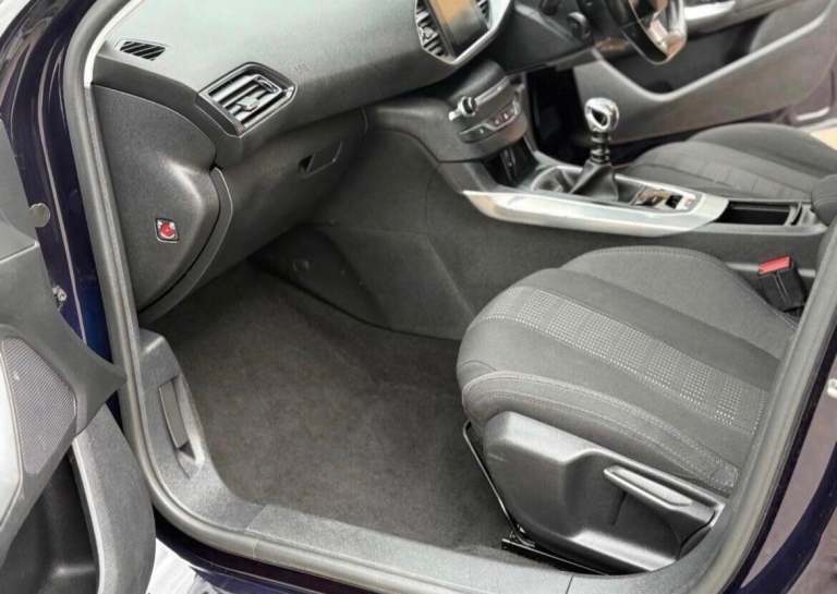 2016 Peugeot 308 1.2 PureTech 130 Allure 5dr HATCHBACK PETROL Manual