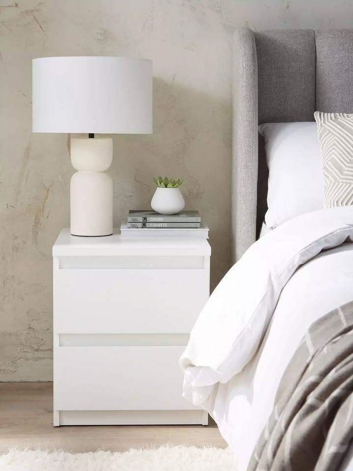 Lisson 2 Drawer Bedside Cabinet – White Modern Bedroom Storage Table Unit