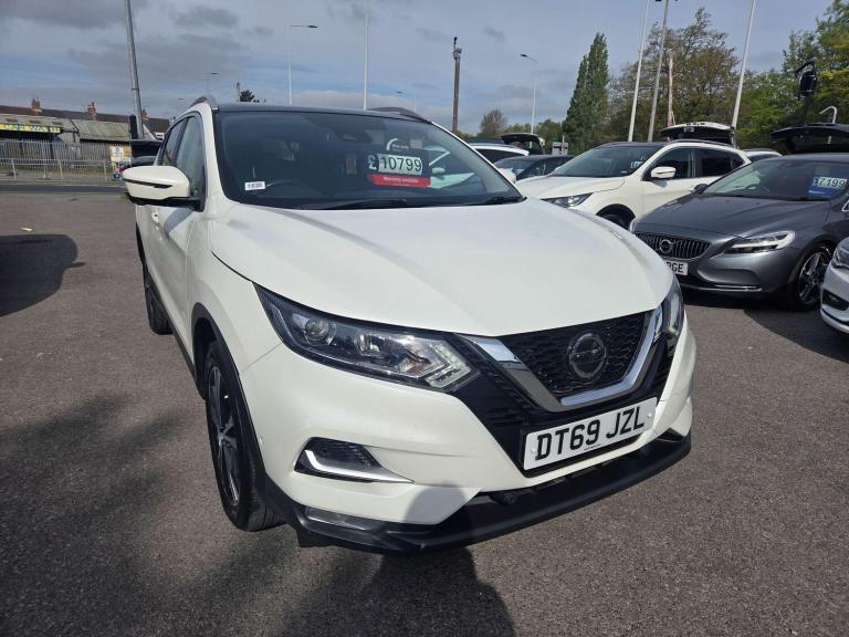 2020 Nissan Qashqai 1.3 DIG-T N-Connecta Euro 6 (s/s) 5dr HATCHBACK Petrol Manual