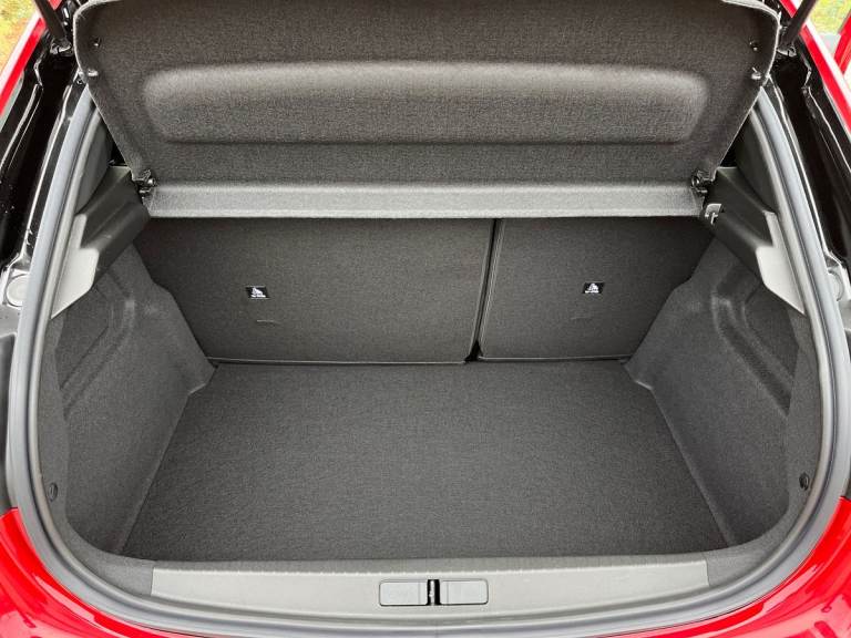  Peugeot 208 1.2 Puretech Mhev Gt Hatchback 5dr Petrol Hybrid E Dsc Euro 6 s/s