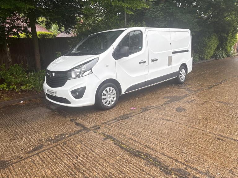 2018 Vauxhall Vivaro 1.6 CDTi 2900 Sportive L2 H1 Euro 6 5dr Diesel