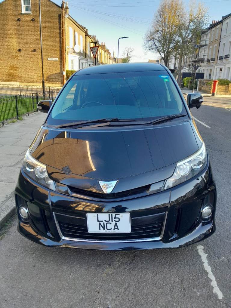 2015 toyota estima only £4000