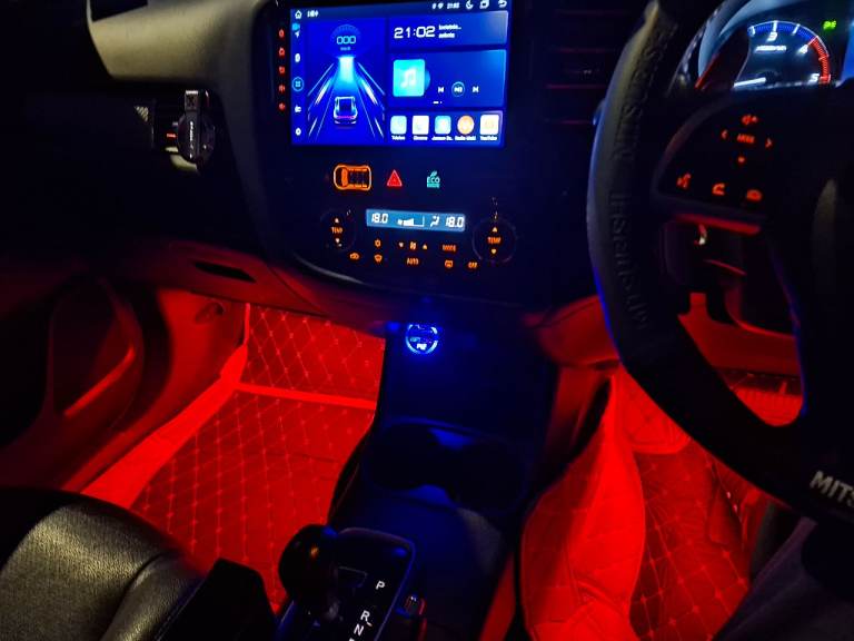 Mitsubishi, OUTLANDER, Estate, 2014, Semi-Auto, 2268 (cc), 5 doors