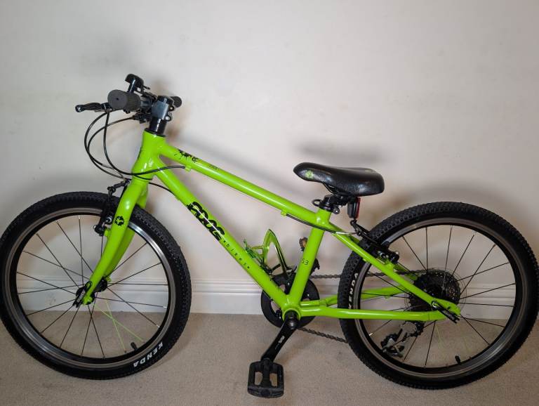 FROG BIKE 53  (5+) IN AMAZING CONDITION. COLLECTION NW LONDON OR BUCKS