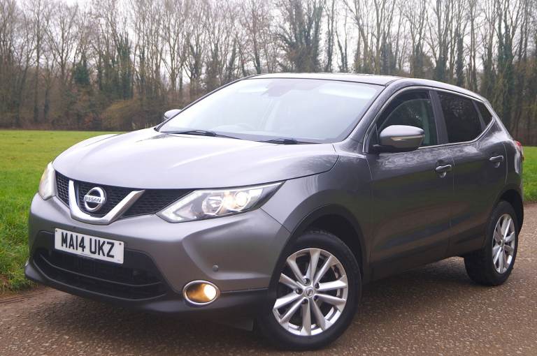 2014 Nissan Qashqai 1.5dci Acenta Premium 💥TAX-£20! 6-Speed 1-Owner Camera Panorama 17"
