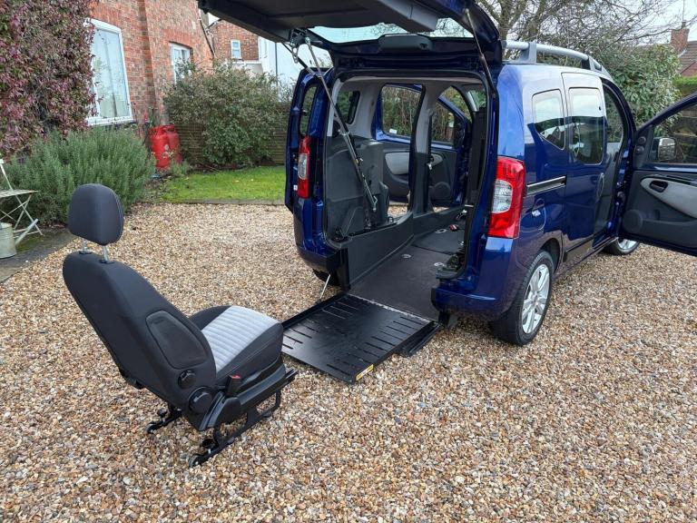 2011 Fiat Qubo FIAT QUBO 1.3 Four Seater Drive From Wheelchair or Passenger in Wheelchair  Wheelc...