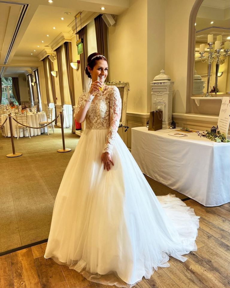 Ellis Bridal Grace Wedding Dress, Size 10 – Like New Condition