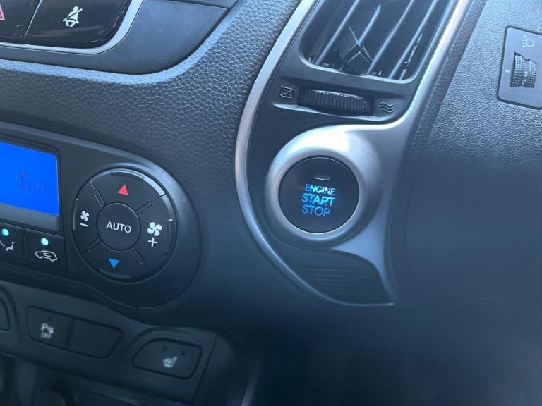 HYUNDAI IX35 1.7 CRDi Premium 2012