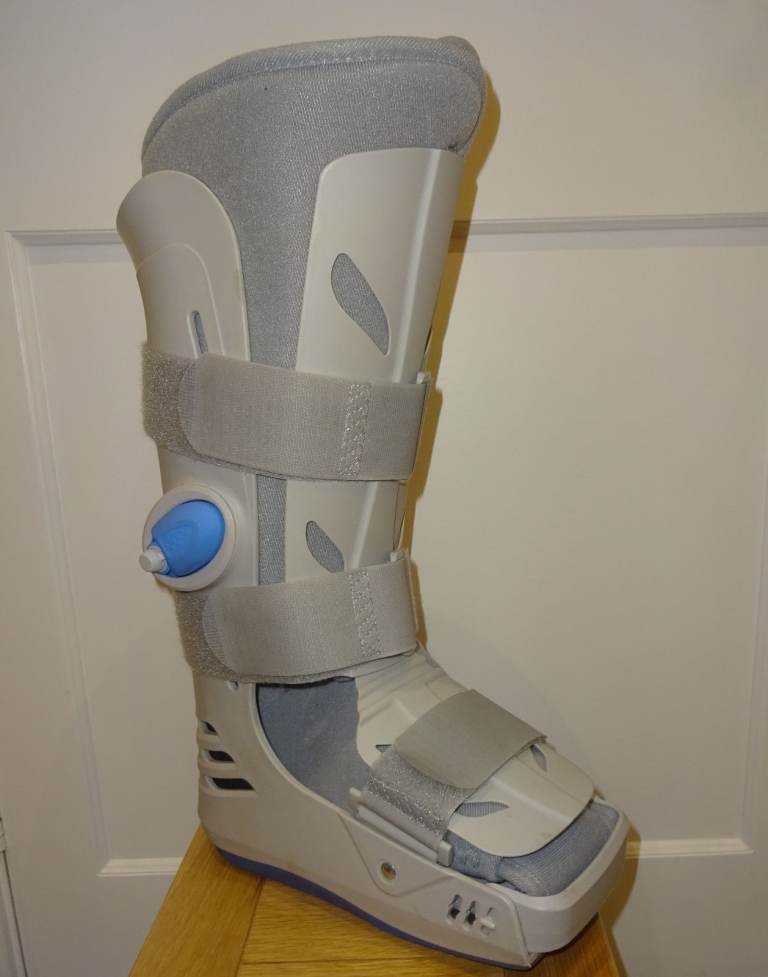 AIRSTEP WALKING BOOT