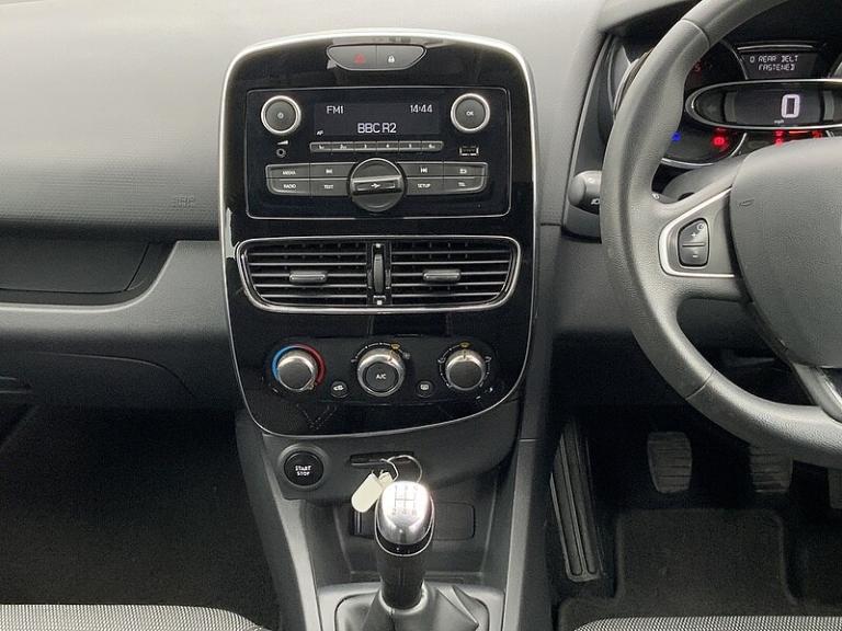 2023 Renault Clio DCI 90 Hatchback Diesel Manual