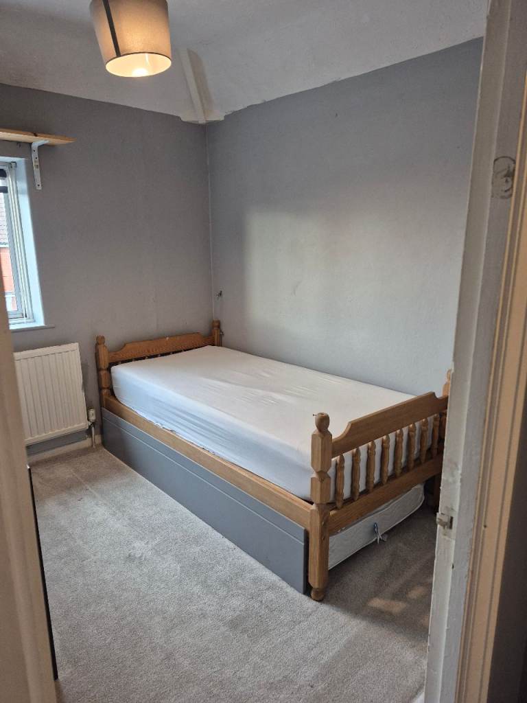 Single room for rent 