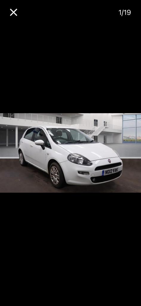 2012 Fiat Punto 1.2 Easy 5dr [Brio Pack] HATCHBACK Petrol Manual