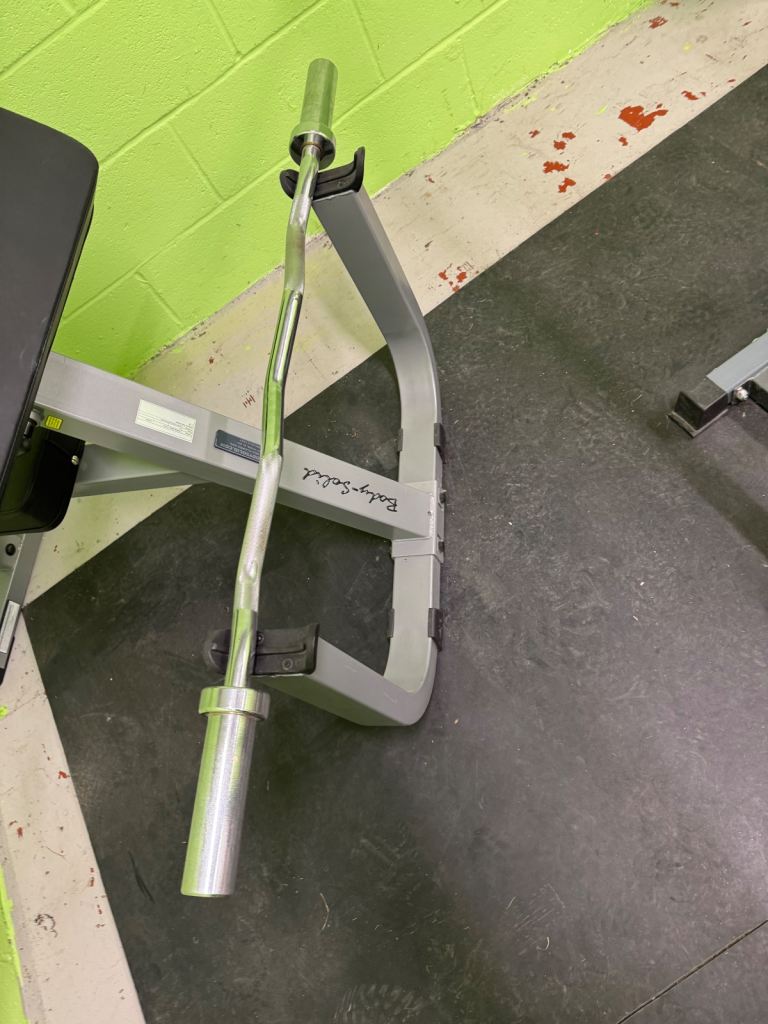 Body-Solid Preacher Curl Bench + EZ Bar 